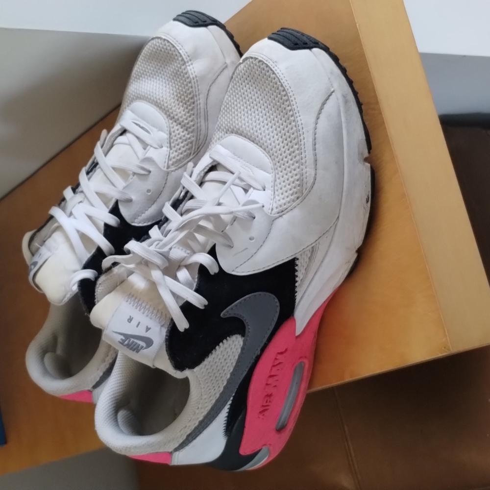 Nike air max